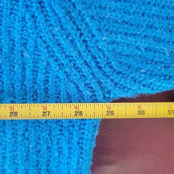 Reitman's Long Sleeve Mock Neck Vlue Pullover - Picture 9 of 11